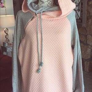 New w/o tags two toned hoodie warm with thumb hole